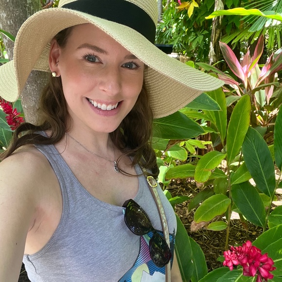 Meet your Posher, Kailynn - Picture 1 of 1